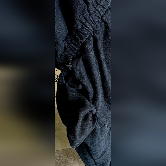 Women's Plus Size 4X Black Capri Jumpsuit with Ruffle Top Detail Off Shoulder - Picture 8 of 12